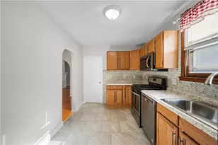 920 Watson St, Coraopolis, PA 15108 - Photo 16