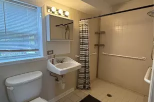 556 Highview Rd, Baldwin Twp, PA 15234 - Photo 16