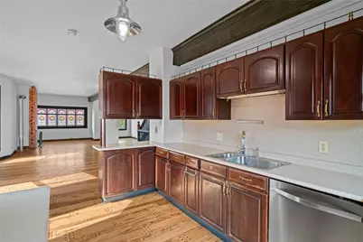 627 S Aiken Ave, Pittsburgh, PA 15232 - Photo 4