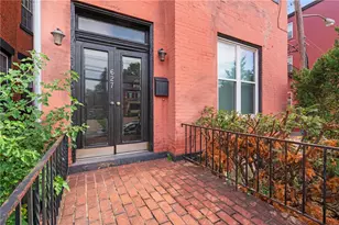 627 S Aiken Ave, Pittsburgh, PA 15232 - Photo 2