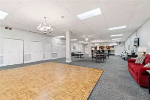 2160 Greentree Rd, Scott Township, PA 15220 - Photo 14