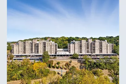 2120 Greentree Rd #703E, Scott Township, PA 15220 - Photo 1