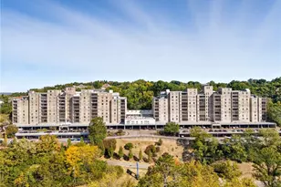 2120 Greentree Rd, Scott Township, PA 15220 - Photo 1