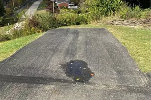 3391 Hiwood Dr, Pittsburgh, PA 15234 - Photo 4