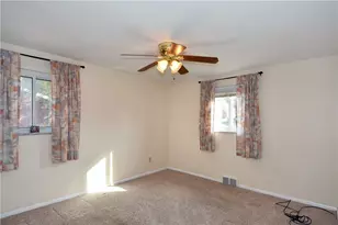 3391 Hiwood Dr, Pittsburgh, PA 15234 - Photo 16