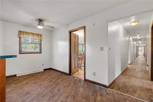 140 Greendale Dr, Hempfield Township, PA 15601 - Photo 32