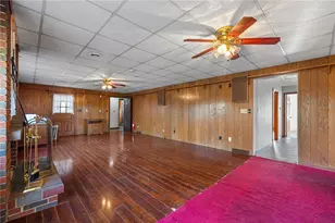 140 Greendale Dr, Hempfield Township, PA 15601 - Photo 10