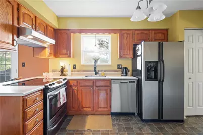 610 Turnberry, South Fayette, PA 15071 - Photo 8