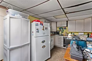 219 Giffin Ave, Pittsburgh, PA 15210 - Photo 32