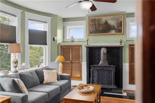 219 Giffin Ave, Pittsburgh, PA 15210 - Photo 10