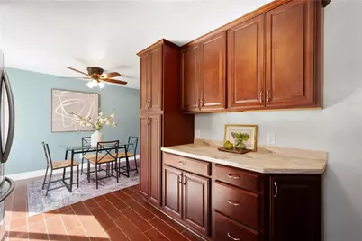 3527 Valley Dr, Bethel Park, PA 15234 - Photo 10