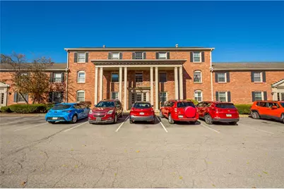 110 Jamestown Dr #D, Scott Township, PA 15216 - Photo 1