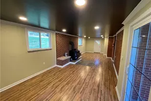 215 Crest Ave, Rostraver, PA 15012 - Photo 12