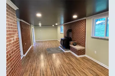 215 Crest Ave., Rostraver, PA 15012 - Photo 8