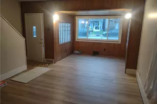 722 Crescent Ave, Ellwood City, PA 16117 - Photo 2