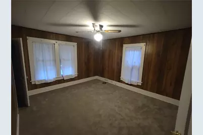 722 Crescent Ave, Ellwood City, PA 16117 - Photo 10