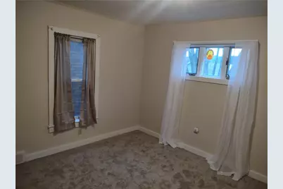 722 Crescent Ave, Ellwood City, PA 16117 - Photo 12