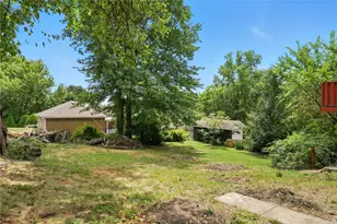 3229 Beacon Hill Ave, Pittsburgh, PA 15216 - Photo 26