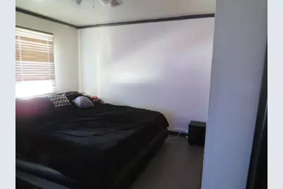 648 S 6th St, Jeannette, PA 15644 - Photo 20