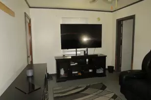 648 S 6th St, Jeannette, PA 15644 - Photo 18