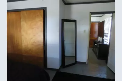 648 S 6th St, Jeannette, PA 15644 - Photo 22