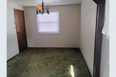 227 Parklane Dr, North Braddock, PA 15104 - Photo 4