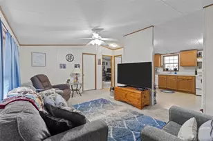 209 North Ct, Cranberry Township, PA 16066 - Photo 10