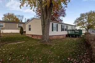 209 North Ct, Cranberry Township, PA 16066 - Photo 4