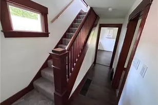 2019 Parkdale Ave, Hermitage, PA 16148 - Photo 4