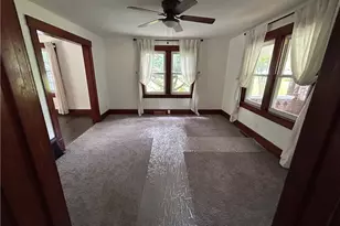 2019 Parkdale Ave, Hermitage, PA 16148 - Photo 6