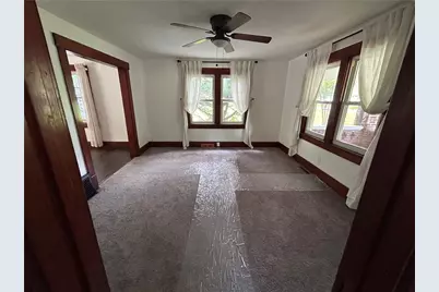 2019 Parkdale Ave., Hermitage, PA 16148 - Photo 6