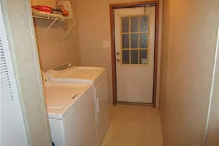 862 N Washington Rd, Washington Township, PA 16048 - Photo 10