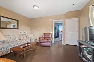 4317 Home St, West Mifflin, PA 15122 - Photo 6