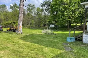 1746 Grange, Charleroi Boro, PA 15022 - Photo 10