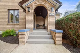 56 Maplewood Ave, Pittsburgh, PA 15205 - Photo 2