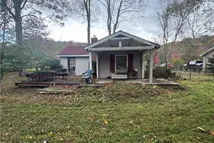 333 Greenacres Ln, Ligonier Township, PA 15658 - Photo 12