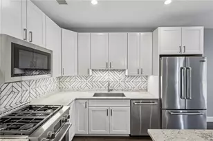 350 Oliver Ave, Pittsburgh, PA 15222 - Photo 8