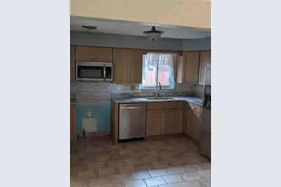 2234 Vermont Ave, West Mifflin, PA 15122 - Photo 4