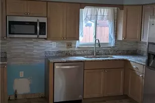 2234 Vermont Ave, West Mifflin, PA 15122 - Photo 4