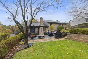 205 Pamela Dr, Pittsburgh, PA 15101 - Photo 26