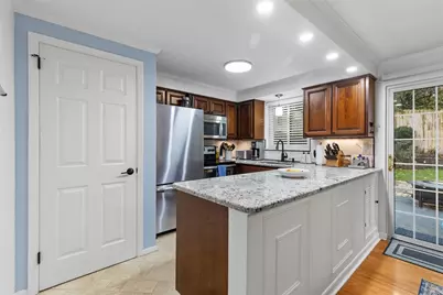 205 Pamela Drive, Pittsburgh, PA 15101 - Photo 8