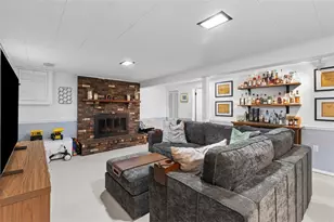 205 Pamela Dr, Pittsburgh, PA 15101 - Photo 20