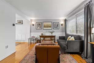 205 Pamela Dr, Pittsburgh, PA 15101 - Photo 2