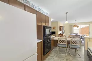 113 Tangelo Dr, Jefferson Hills, PA 15025 - Photo 8