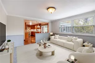 304 Alamo Dr, Pittsburgh, PA 15241 - Photo 10