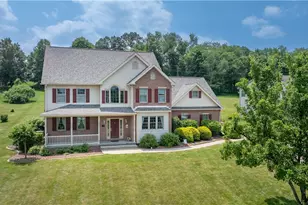 136 Stratford Dr, Buffalo Township, PA 16055 - Photo 2