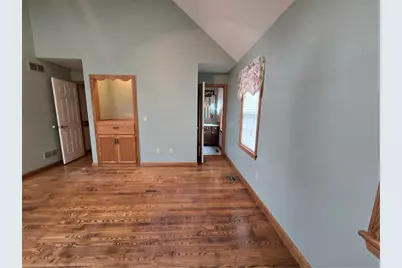 205 Hamburg Rd, Hempfield Township, PA 16125 - Photo 10