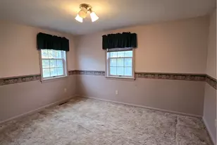 205 Hamburg Rd, Hempfield Township, PA 16125 - Photo 28