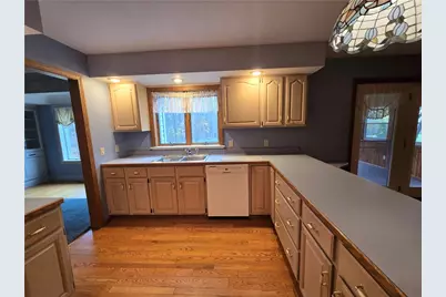 205 Hamburg Rd, Hempfield Township, PA 16125 - Photo 6