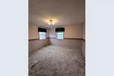 205 Hamburg Rd, Hempfield Township, PA 16125 - Photo 28